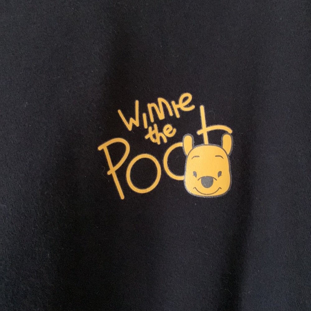 Winnie the Pooh black New Trends sweatshirt size M - Picture 2 of 12